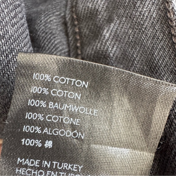 Free People We The Free Maggie Mid Rise Straight Leg Jeans Black Ripped Size 29 - Picture 8 of 8